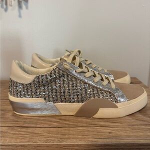 Dolce Vita Zina Beige Tweed Sneakers with Silver Accents Size 8